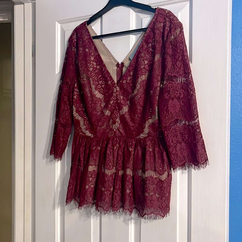 Maroon woman’s xl lace blouse